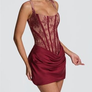 Ruched Lace Bustier Mini Dress in Wine